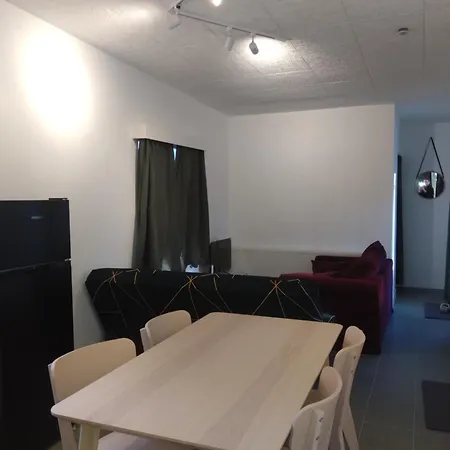 67 Met 3 Slaapkamers Op Gt Keiheuvel 샬레 *